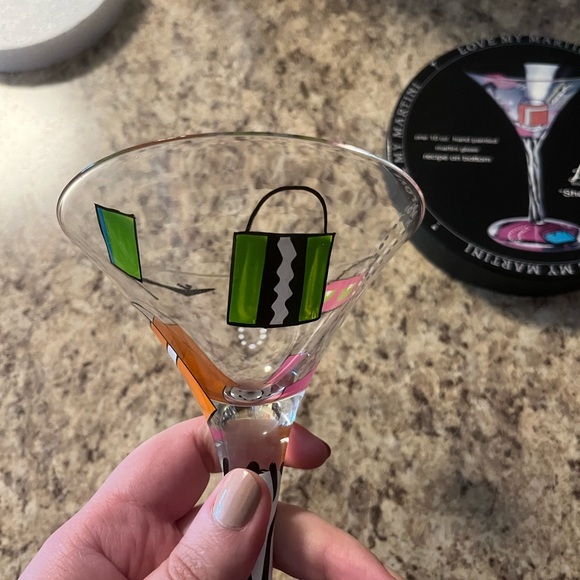 NWT Lolita Shopaholic Too Hand Painted Martini Glass in Original Box - Picture 6 of 15